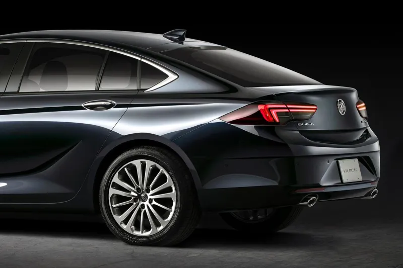 بويك ريجال 2018 تحصل على تعديلات جذرية (صور)