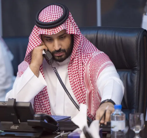 محمد بن سلمان رجل كل شيء ..رحلته من مقاعد الدراسة الى ولاية العهد 