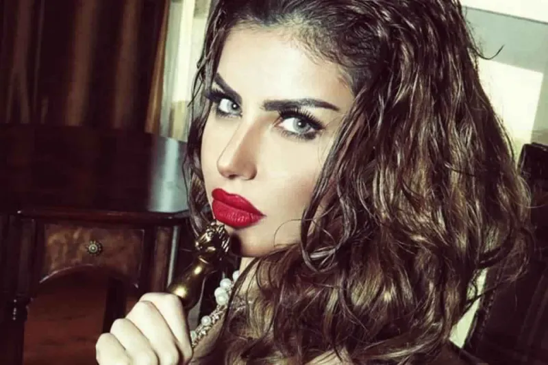  حليمة بولند تتعرض لأزمة صحية تدخلها المستشفى (فيديو)