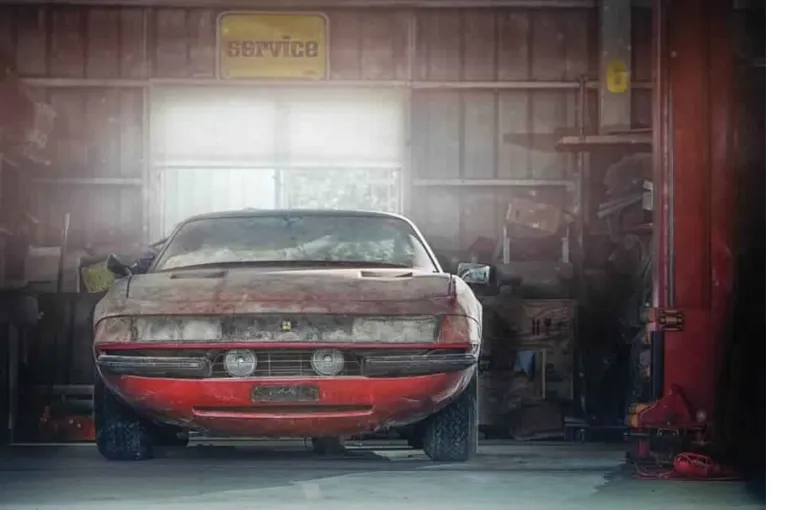 صور| العثور على سيارة فيراري من طراز نادر في اليابان