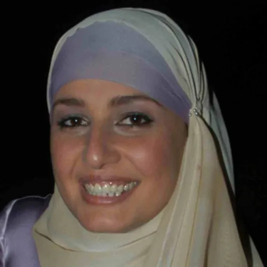 شاهد| بعد الحجاب.. الفنانة المصرية حلا شيحة تفاجئ متابعيها بهذا اللباس!