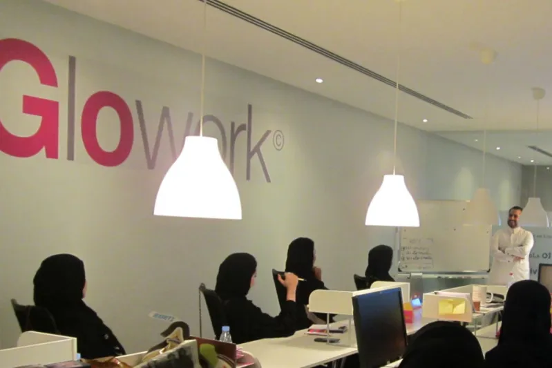 قصة نجاح بهدف نبيل ..خالد الخضير يفتح مجالات العمل أمام المرأة العربية