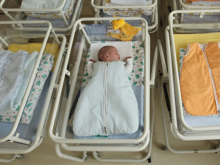 خاطفة المولود ثلاثينية تعاني من العقم حاولت تبني المختطف