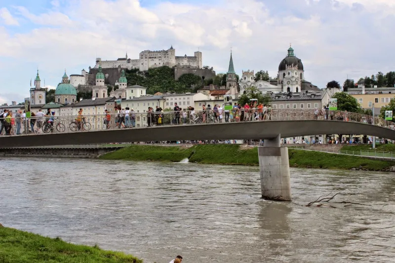 سالزبورغ.. المكان المثالي لرحلة رومانسية لطيور الحب والعرسان
