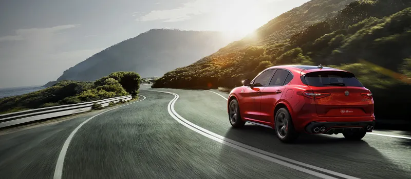 ألفا روميو ستيلفو 2018 .. سيارة تجسد الفخامة والآداء العالي