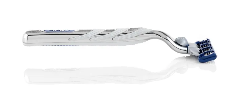 انفوجراف| دليل الرجل العصري لوجه وسيم