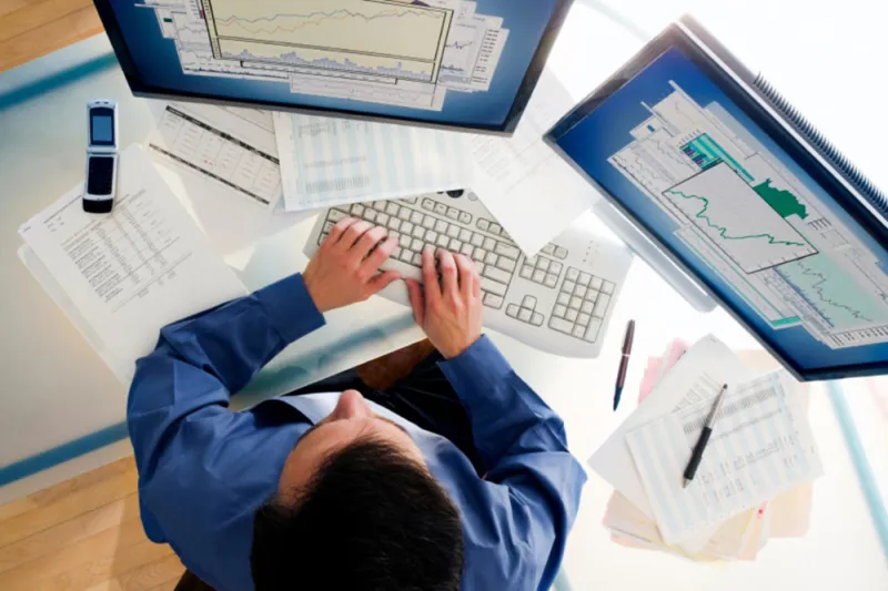 مفاهيم خاطئة عن الخبراء والمحللين.. هذه شروط الحصول علي هذا اللقب