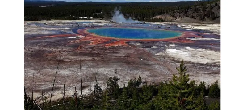 ناسا تحاول السيطرة على جحيم يخرج من الأرض يدمر الأخضر واليابس