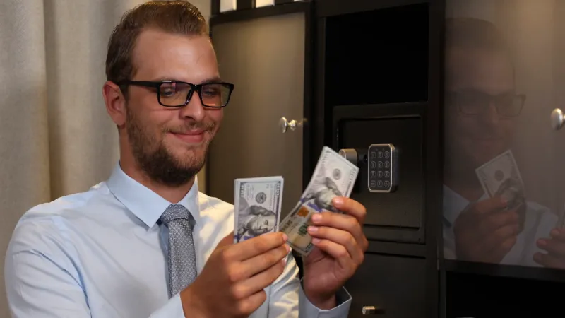 فيديو| ما الذي يمكنك شراءه بدولار واحد حول العالم؟