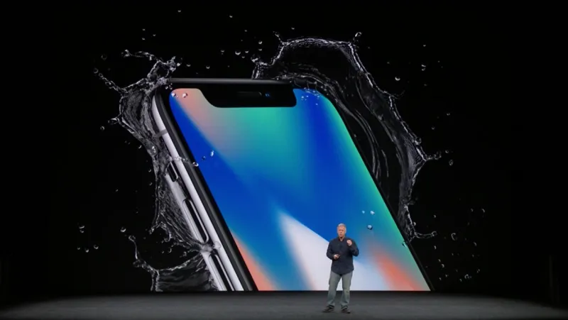 الاعلان عن الايفون X هاتف الذكرى العاشرة 