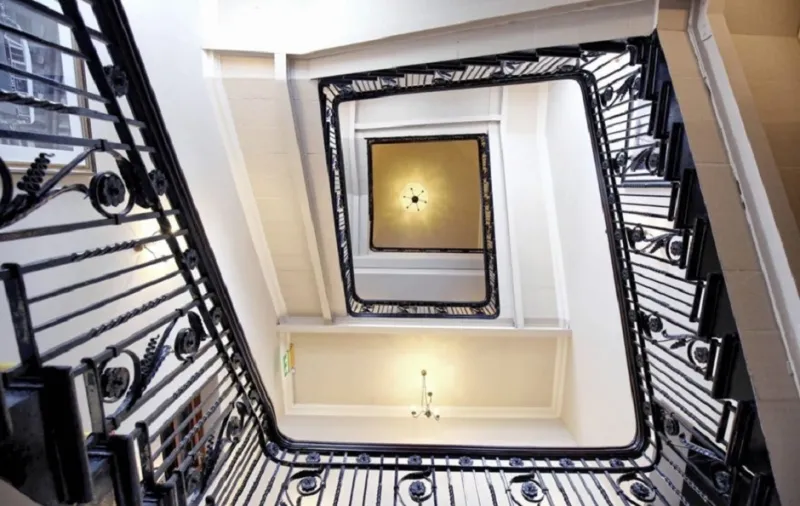 "تايتانيك" فندق ينقل زواره الى متن السفينة التاريخية!