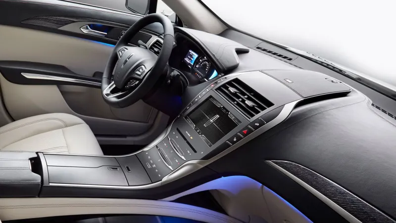 لينكولن MKZ 2018 إبداع بالتصميم وديناميكية بالأداء