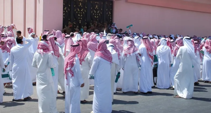 «#التربيه_الخاصه_بقرار_الملك».. لماذا لم يتم تعيين خريجي التربية الخاصة بالمدارس؟ 