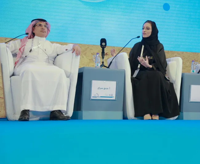 الحارثي بـ«ملتقي بيبان»: الثورة المعلوماتية غيرت تفكيرنا.. وكل شخص تحول لوسيلة إعلامية