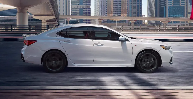 أكورا TLX 2018 مزيج بين الفخامة والمظهر الرياضي