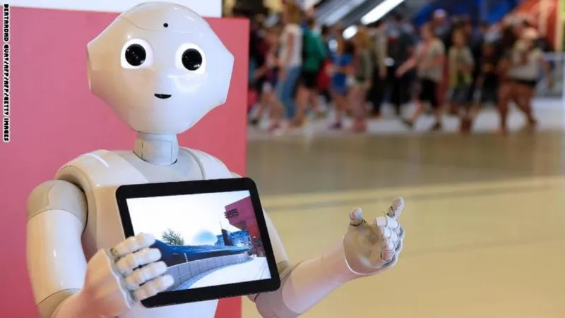 مدرسة في أحضان الطبيعه وأخرى أساتذتها من الروبوت ..شاهد أغرب مدارس العالم