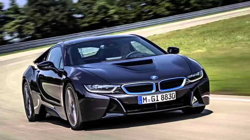 لعشاق BMW .. انتظروا نسخة قياسية من I8 في ربيع 2018 