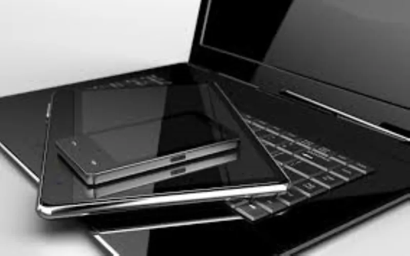 كيف اصبحت الأجهزة الحديثة عقبه مالية أمام الأسرة؟ 