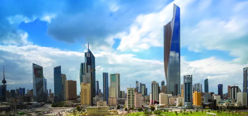 من برج الحمراء لجزيرة فيلكا.. دليلك الكامل لزيارة الكويت  