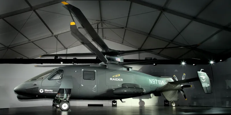 تعدت سرعتها 300 كيلومتر في الساعة..شاهد أسرع مروحية في العالم (فيديو و صور)