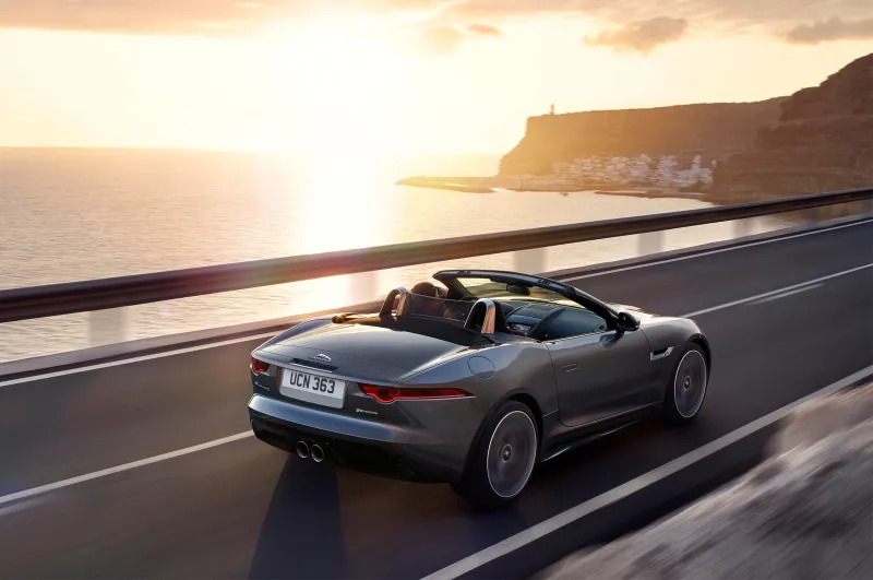 جاكوار F السيارة الرياضية الأكثر ديناميكية بتصميم مميز