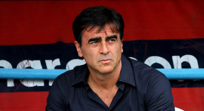 البوليفي جوستافو مدربا للنصر