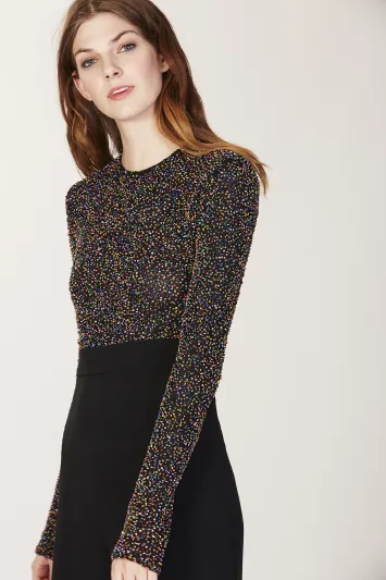 «بلومينغديلز» يستعرض تشكيلات علاماته الجديدة لموسم خريف وشتاء 2017