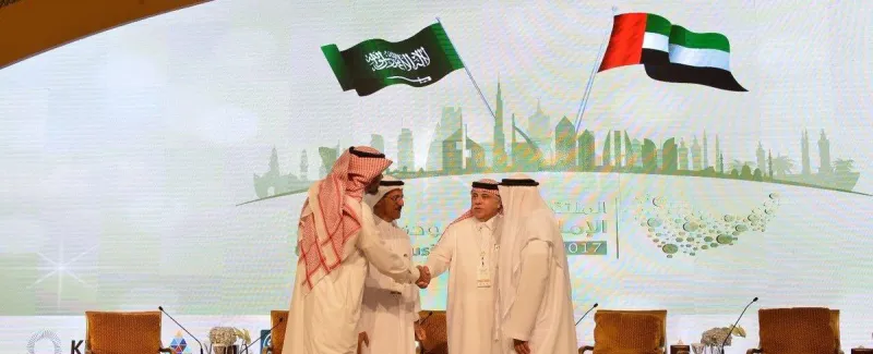 الإمارات تعفي «المستثمرين السعوديين» من الرسوم.. ما هي حجم الاستثمارات السعودية بأبوظبي؟