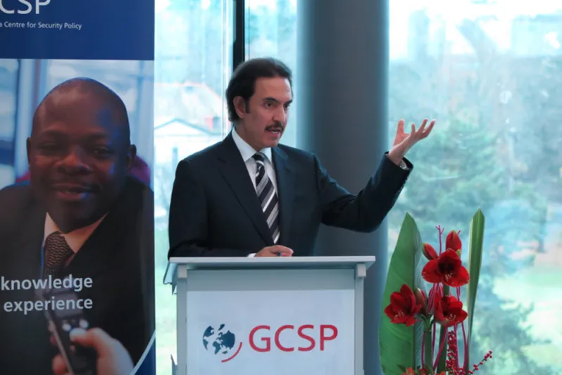 الفيلسوف والعالم والجراح السعودي نايف الروضان.. قصة نجاح مبهرة 