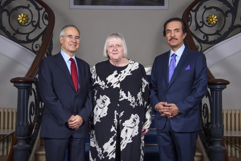 الفيلسوف والعالم والجراح السعودي نايف الروضان.. قصة نجاح مبهرة 