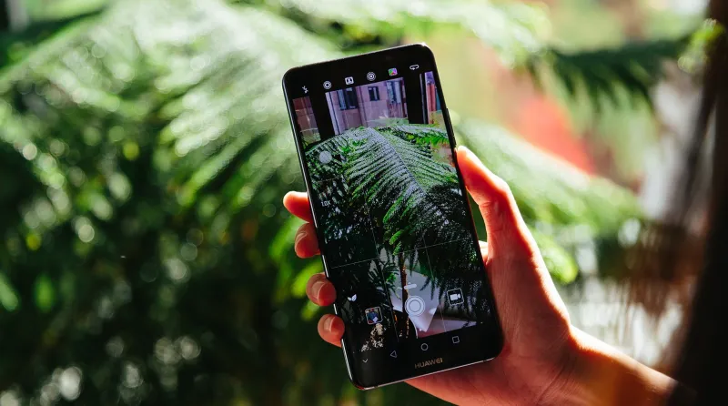 رسمياً..هواوي تطرح Mate 10.. هل تنافس آيفون x ونوت 8؟