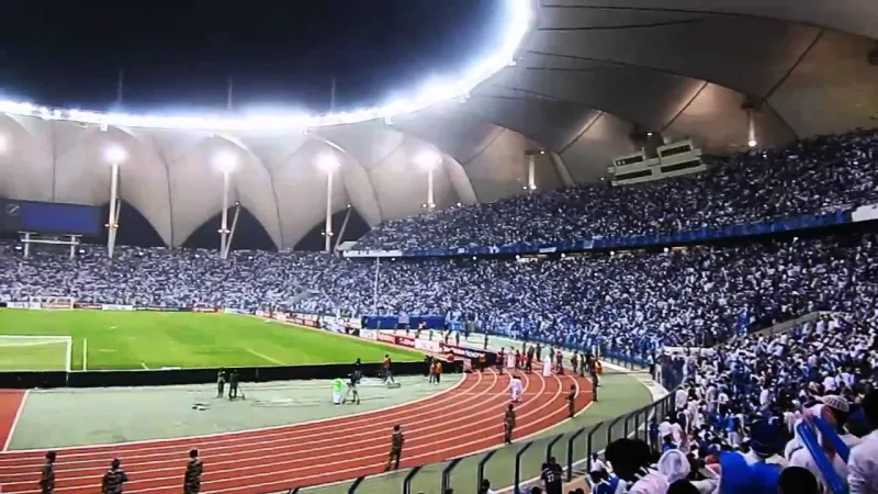 الهلال يفتح مدرجاته مجانا في لقاء الباطن