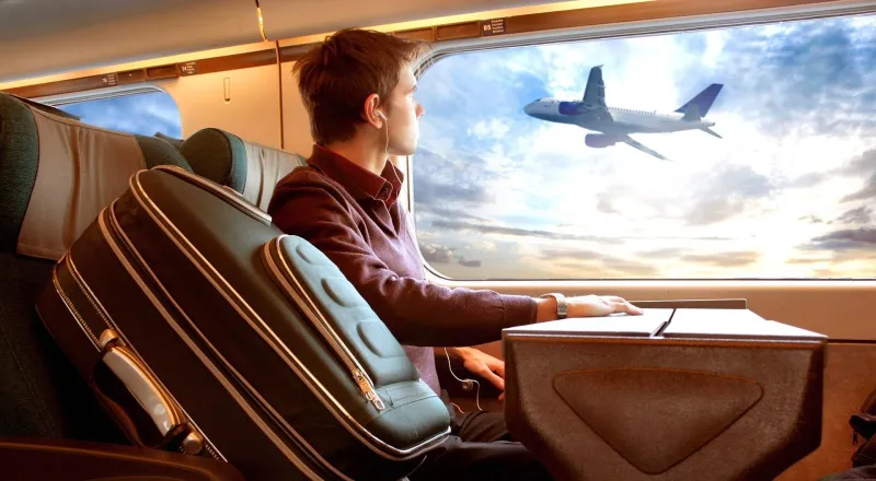 الأمر أخطر مما تتخيل.. 17 نصيحة لترتيب «صيدلية السفر» 