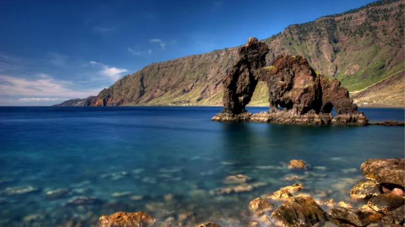 إل هيرو.. أصغر جزر الكناري بسحر إسباني خاص