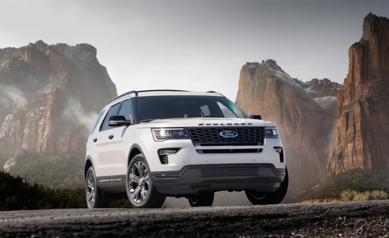 فورد إكسبلورير الرياضية 2018 بتقنيات وشكل مطّورين