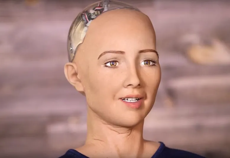 فيديو| «صوفيا» سعودية.. أول روبوت في العالم يحصل على جنسية وجواز سفر