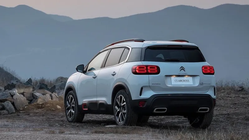 سيتروين C5 بمفهوم Aircross.. العرض العالمي الأول لنظام تعليق ثوري
