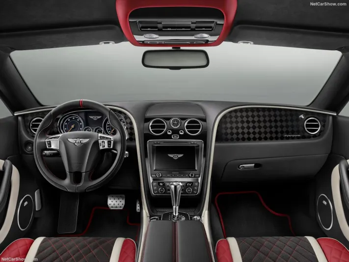 بنتلي Continental السوبر.. سيارة رياضية فائقة السرعة