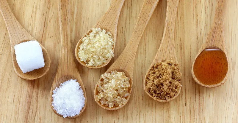 بحث جديد يكشف الصلة بين تناول السكر والإصابة بالسرطان