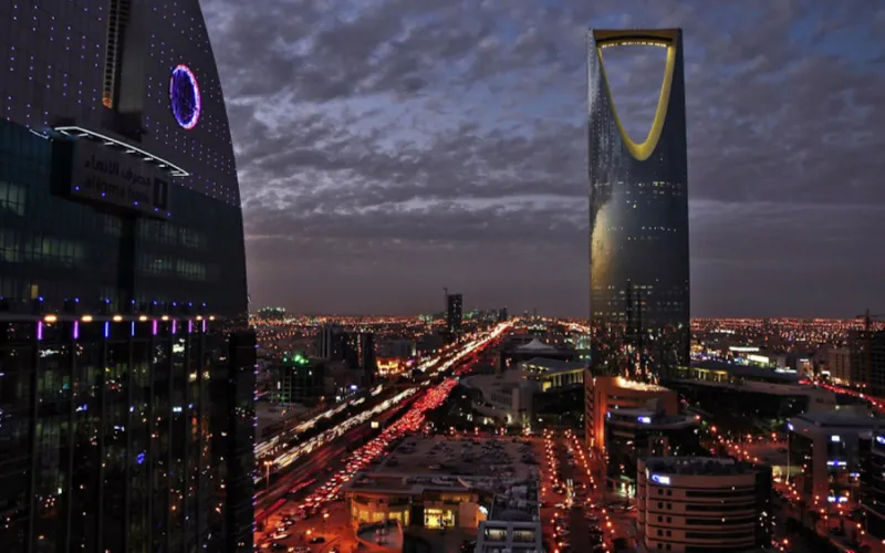 أسماء الموقوفين في ليلة القبض على الأمراء والوزراء في السعودية