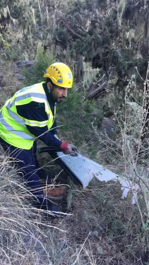 صور| حطام طائرة الأمير منصور بن مقرن المنكوبة