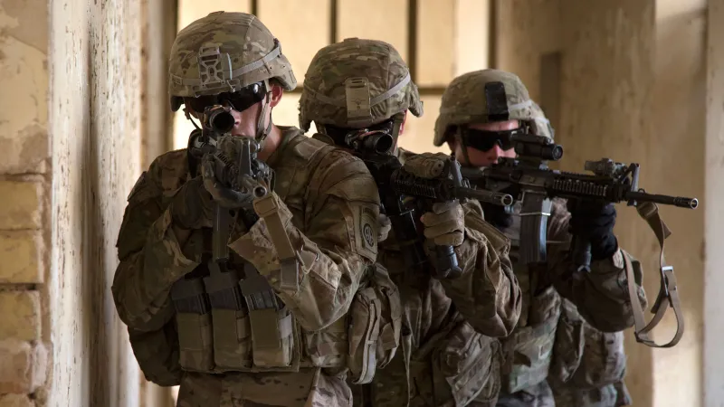 تكلفته 60 مليون دولار..مشروب جديد لتحويل جنود الجيش الأميركي إلى أبطال خارقين ! (صور)