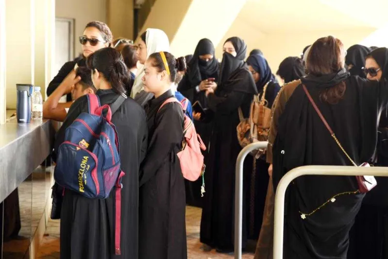 شاهد|سعوديات لأول مرة في مباراة كرة سلة بملعب الجوهرة