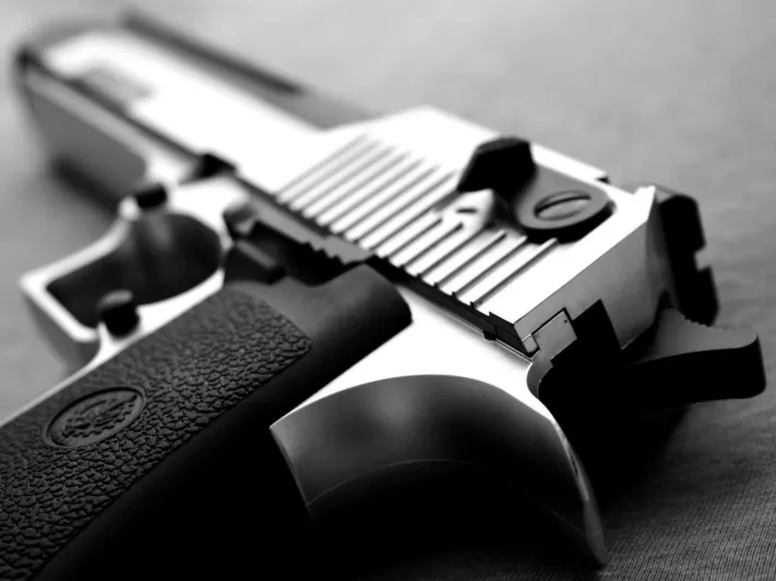 معلِّم يقتل خطيب جمعة قبل دخوله المسجد في وادي الدواسر 