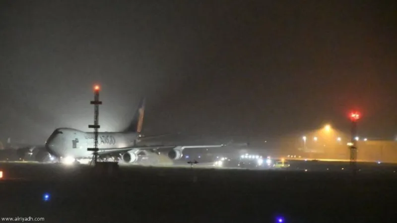 طائرة تابعة لـ«السعودية» تخرج من مدرج مطار ماستريخت الهولندي 