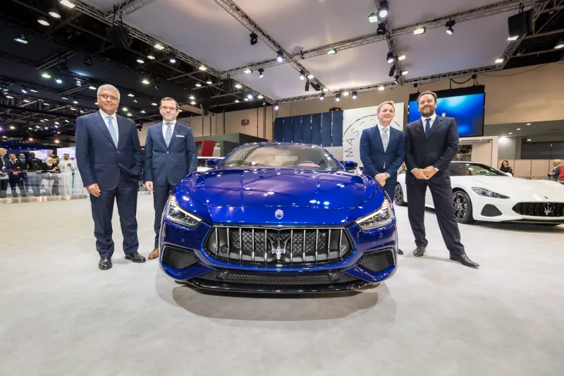 مازيراتي تكشف النقاب عن سيارة جيبلي الجديدة خلال معرض دبي الدولي للسيارات