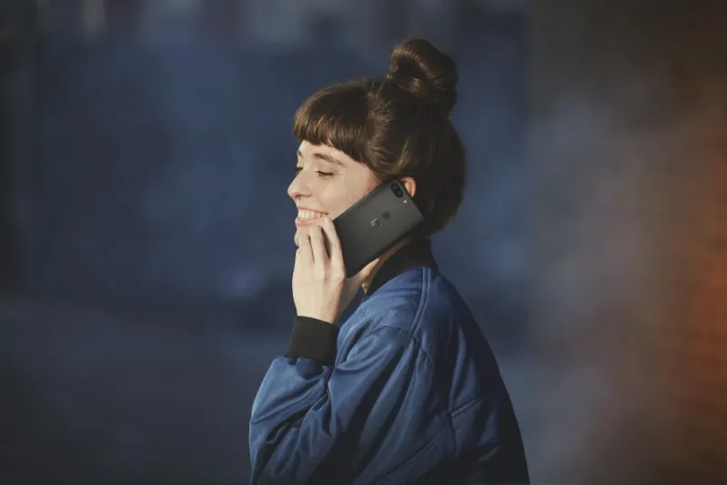 شركة One Plus تدعي أن هاتفها هو الأسرع على الاطلاق !