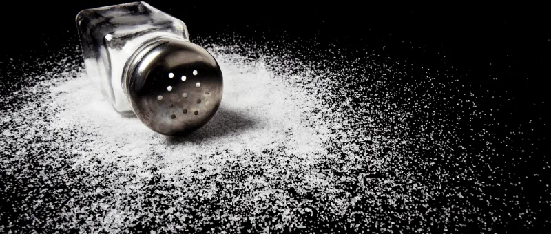  أنسي معجون الأسنان ..طرق طبيعية لأسنان براقة