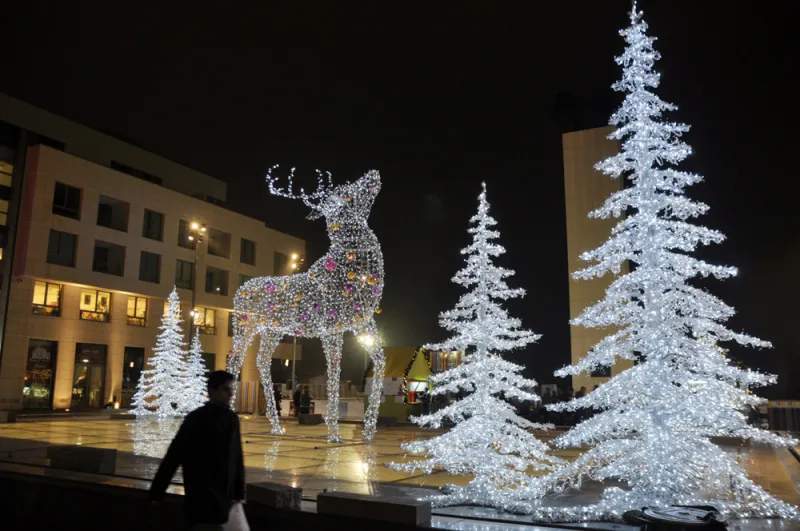 هل تريد ليلة رأس سنة شتوية أم صيفية؟ إليك الخيارات 