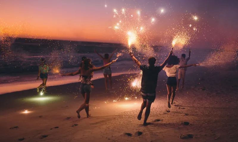 هل تريد ليلة رأس سنة شتوية أم صيفية؟ إليك الخيارات 